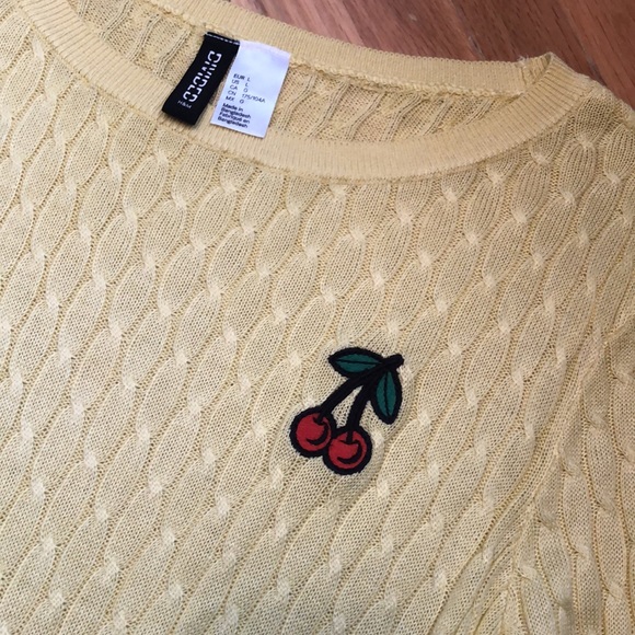 Sweater - Picture 3 of 3